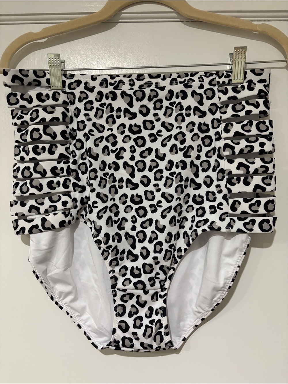 KIAVA Black and White Leopard High-Waist Bikini Bottoms